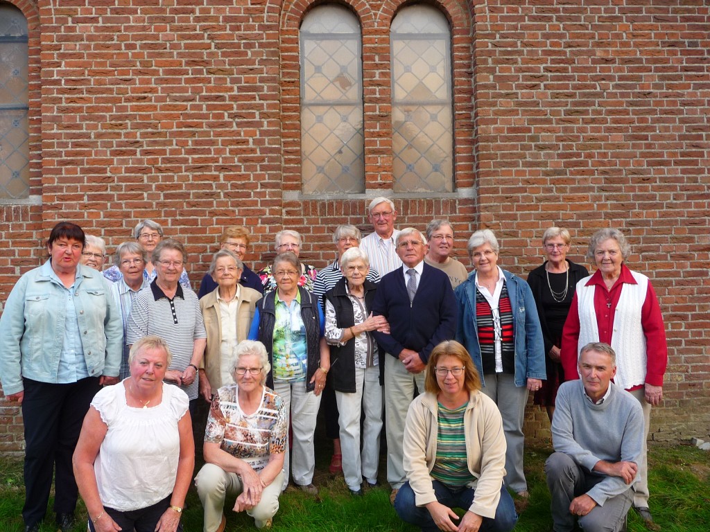 Het St Cecliakoor (op de foto ontbreken Bep en Janus Cavelaars)